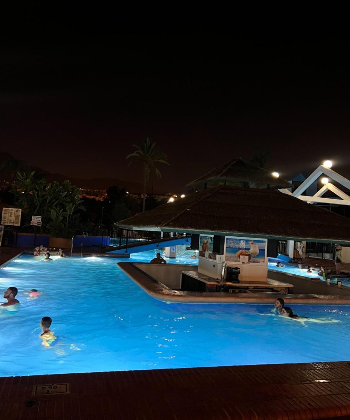 Benal Beach Apartment Benalmádena Eksteriør billede