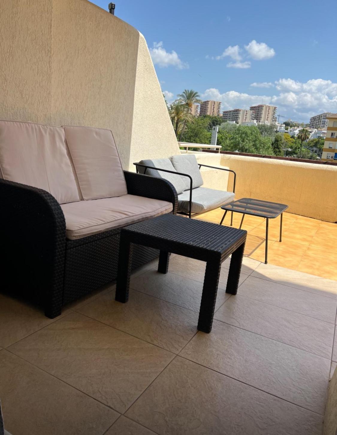 Benal Beach Apartment Benalmádena Eksteriør billede
