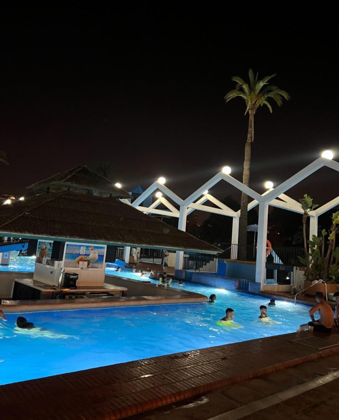 Benal Beach Apartment Benalmádena Eksteriør billede
